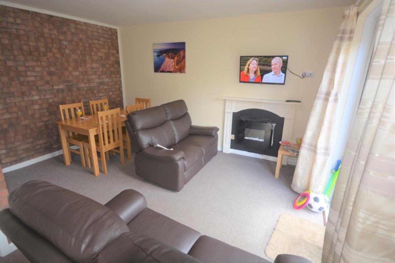 Causeway Coast Apartment Балликасл Экстерьер фото